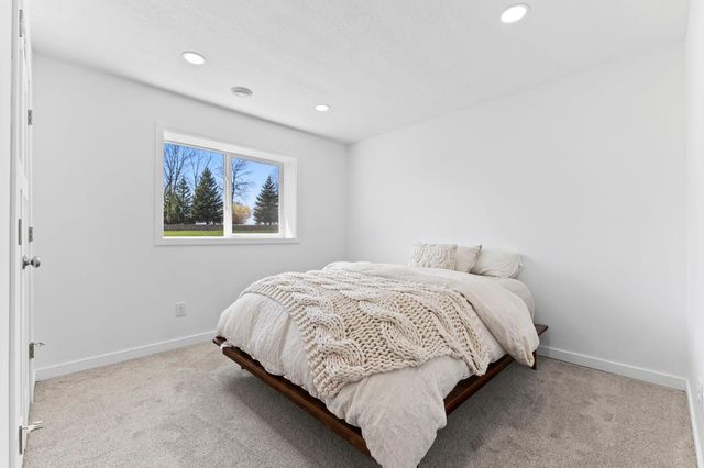 7905 Lambert Avenue NE, Otsego, MN 55301