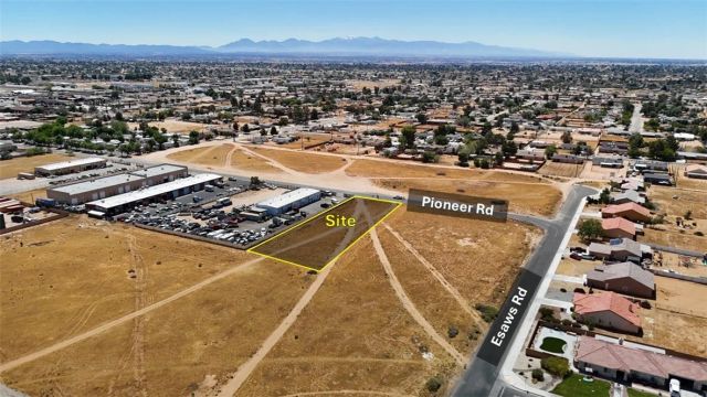 0 Pioneer, Apple Valley, CA 92307