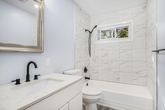 29942 Connecticut Avenue, Elkhart, IN 46516