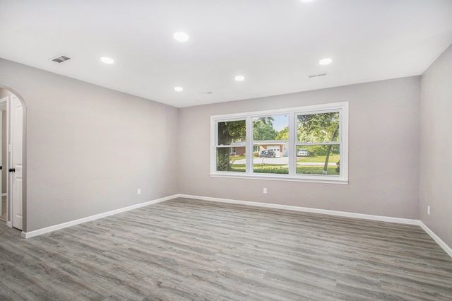 29942 Connecticut Avenue, Elkhart, IN 46516