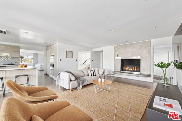 411 Rees Street, Playa Del Rey, CA 90293