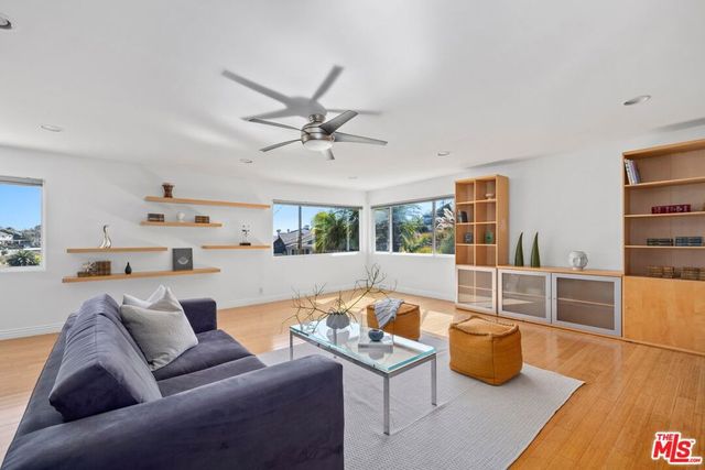 411 Rees Street, Playa Del Rey, CA 90293
