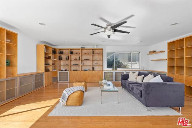 411 Rees Street, Playa Del Rey, CA 90293