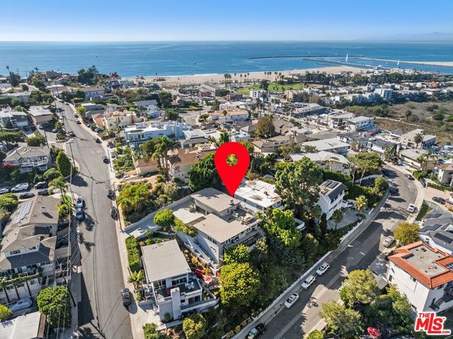 411 Rees Street, Playa Del Rey, CA 90293