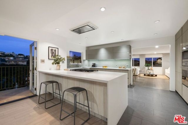 411 Rees Street, Playa Del Rey, CA 90293