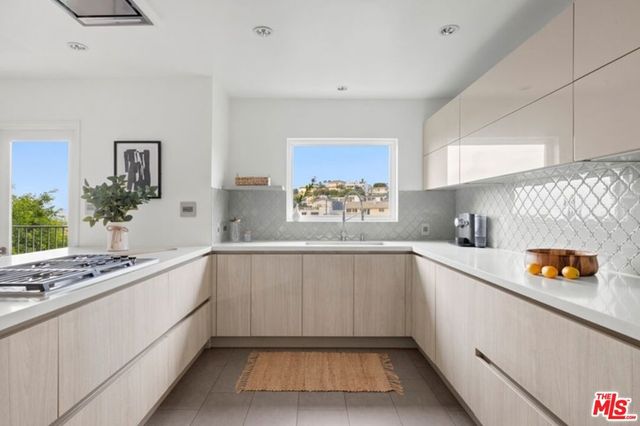 411 Rees Street, Playa Del Rey, CA 90293