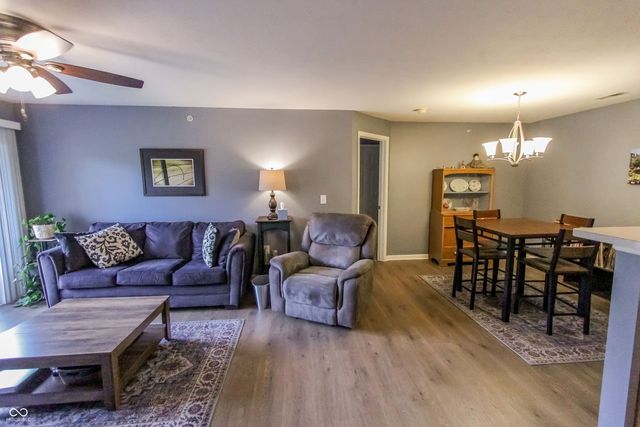 5011 Opal Ridge Lane 208, Indianapolis, IN 46237