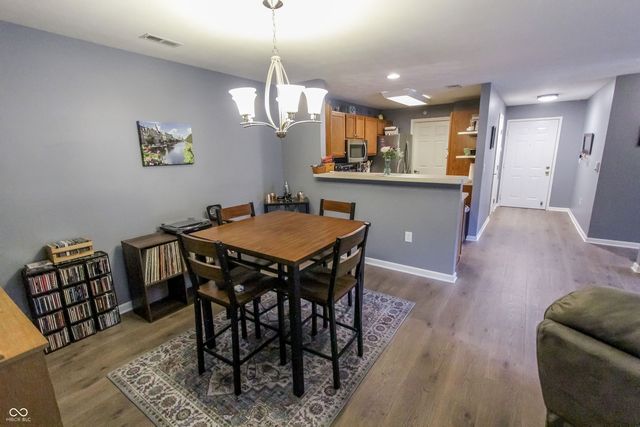 5011 Opal Ridge Lane 208, Indianapolis, IN 46237