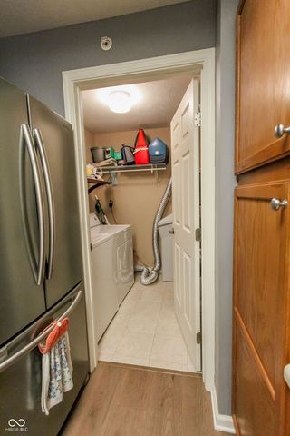 5011 Opal Ridge Lane 208, Indianapolis, IN 46237