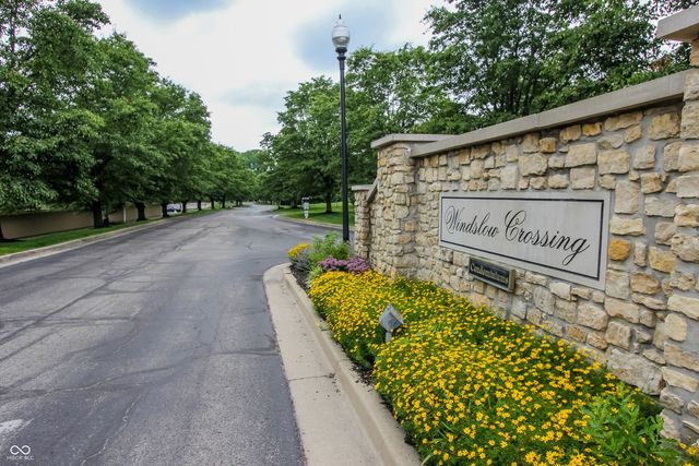 5011 Opal Ridge Lane 208, Indianapolis, IN 46237
