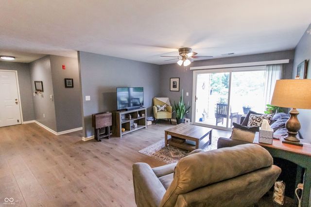 5011 Opal Ridge Lane 208, Indianapolis, IN 46237