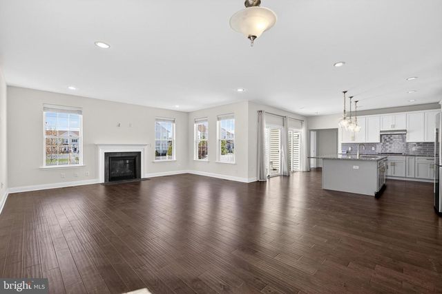 2707 HENRY MOORE LN, Middletown, DE 19709