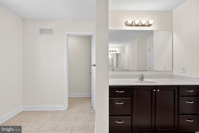 2707 HENRY MOORE LN, Middletown, DE 19709