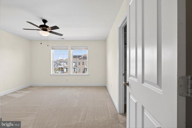 2707 HENRY MOORE LN, Middletown, DE 19709