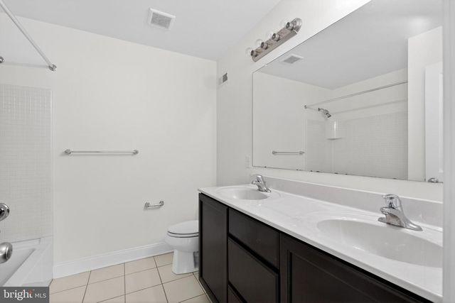 2707 HENRY MOORE LN, Middletown, DE 19709