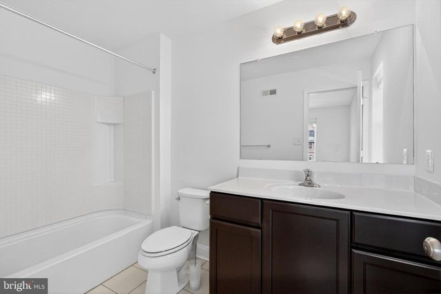 2707 HENRY MOORE LN, Middletown, DE 19709