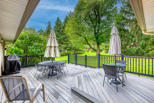 1200 Priscilla Lane, Rochester Hills, MI 48309