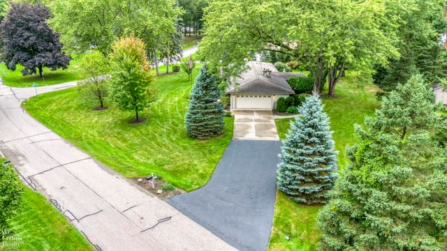 1200 Priscilla Lane, Rochester Hills, MI 48309