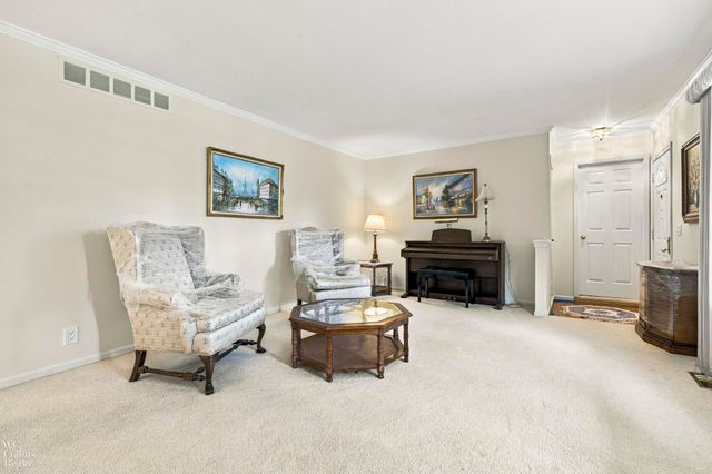 1200 Priscilla Lane, Rochester Hills, MI 48309