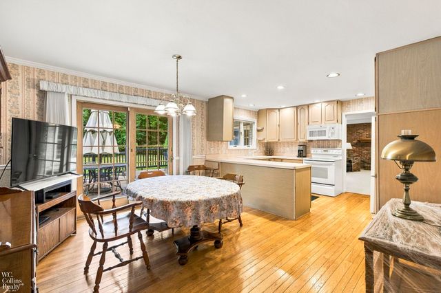 1200 Priscilla Lane, Rochester Hills, MI 48309
