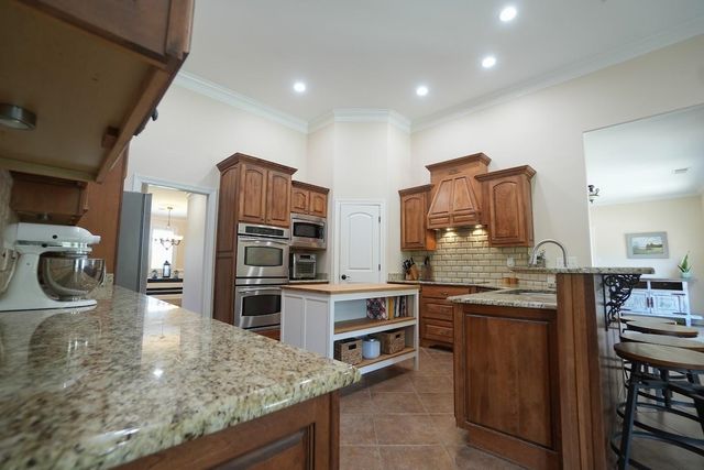 270 FAIR MEADOWS LN, Eads, TN 38028