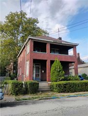 405 Center St, E Pittsburgh, PA 15112