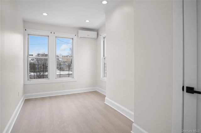 130 S 9th Avenue, Mount Vernon, NY 10550