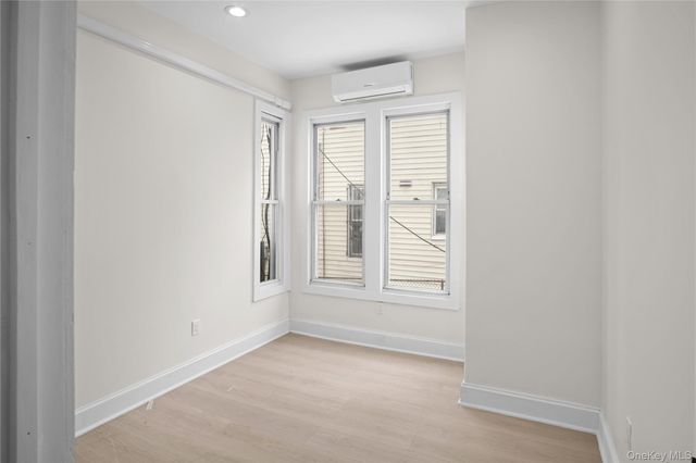 130 S 9th Avenue, Mount Vernon, NY 10550