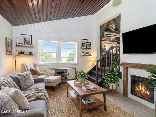 636 Holmdel Road, Hazlet, NJ 07730