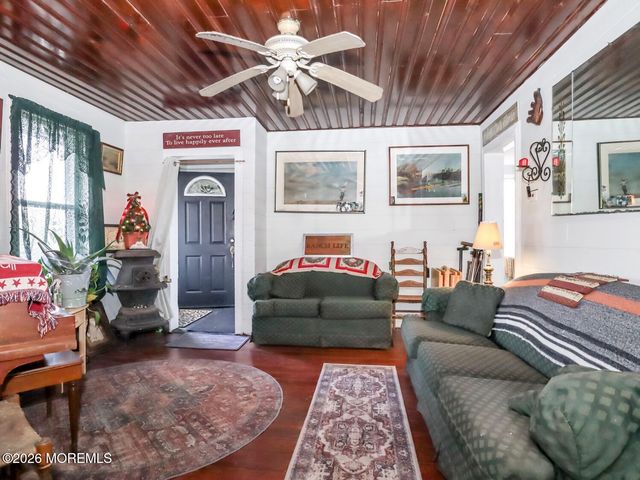 636 Holmdel Road, Hazlet, NJ 07730