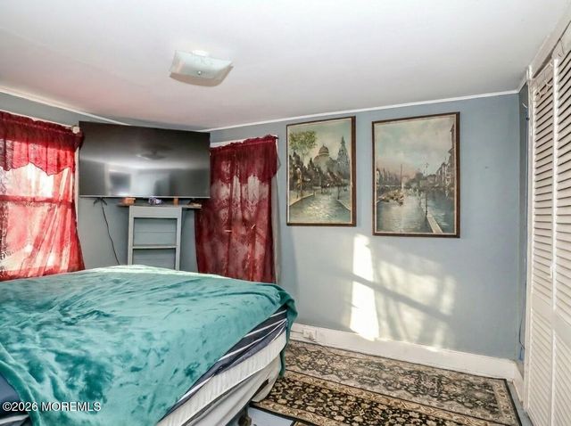 636 Holmdel Road, Hazlet, NJ 07730