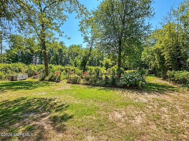 636 Holmdel Road, Hazlet, NJ 07730