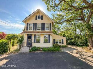 636 Holmdel Road, Hazlet, NJ 07730