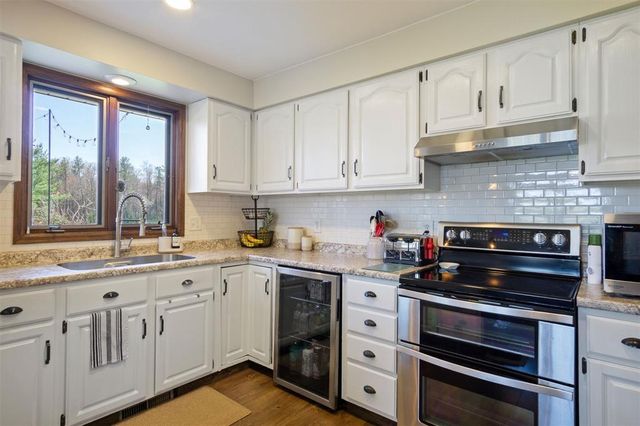 2244 90th Avenue, Eau Claire, WI 54703