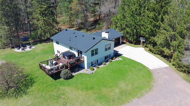 2244 90th Avenue, Eau Claire, WI 54703