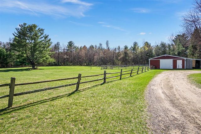 2244 90th Avenue, Eau Claire, WI 54703