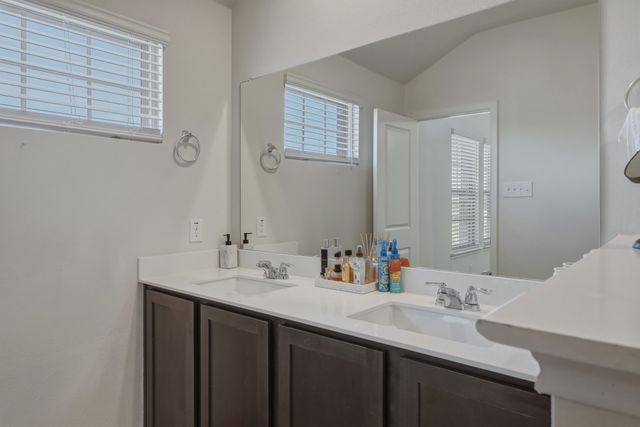 2137 Crooked Bow Drive, Mesquite, TX 75149