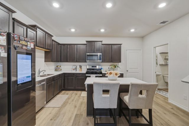 2137 Crooked Bow Drive, Mesquite, TX 75149