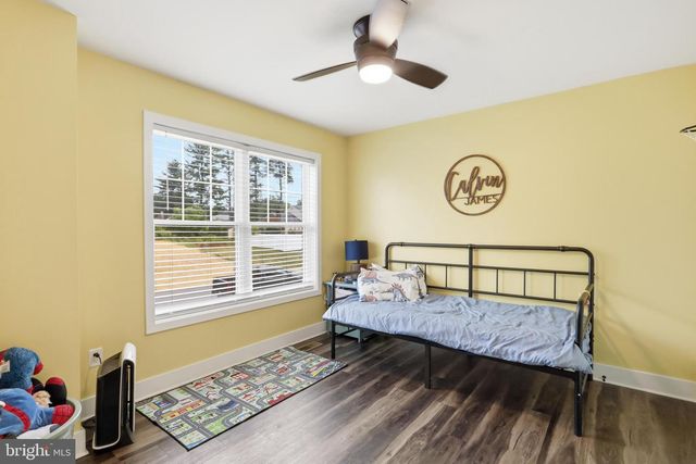 10823 HERSHEY DR, Williamsport, MD 21795