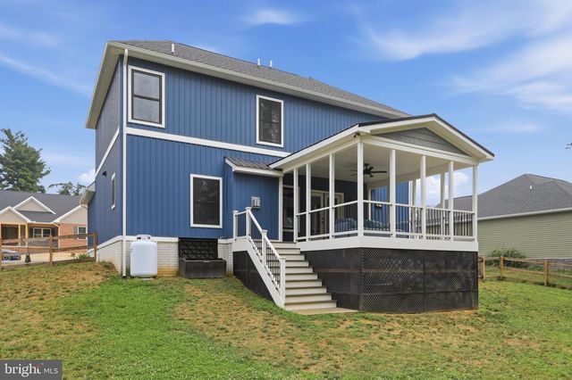 10823 HERSHEY DR, Williamsport, MD 21795