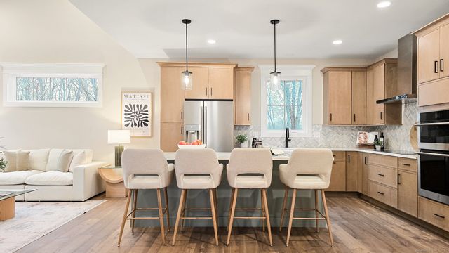 39 Summertime Circle, Stonington, CT 06379