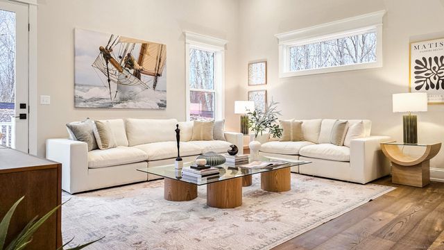 39 Summertime Circle, Stonington, CT 06379