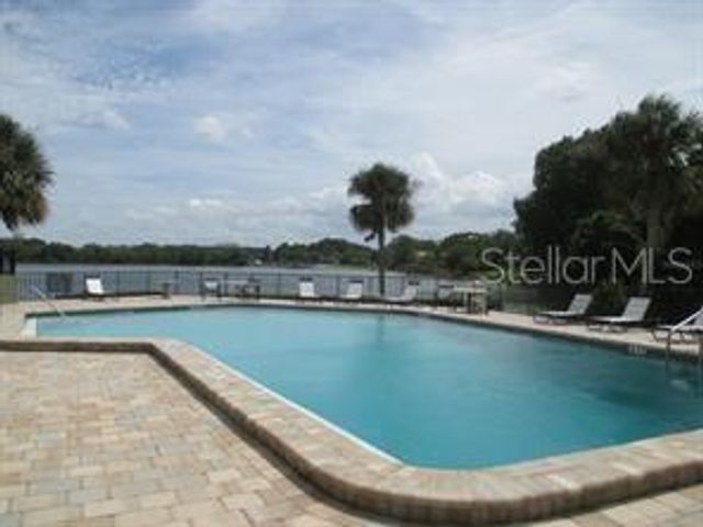 902 LAKE DESTINY ROAD G, Altamonte Springs, FL 32714