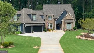 201 Drews Ridge Drive, Newnan, GA 30263