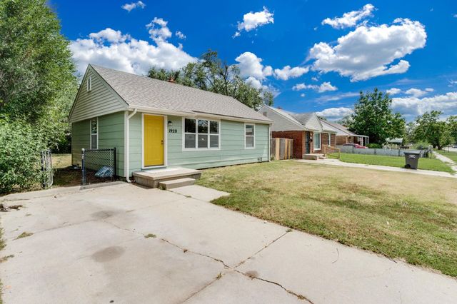 1928 N Spruce Ave, Wichita, KS 67214