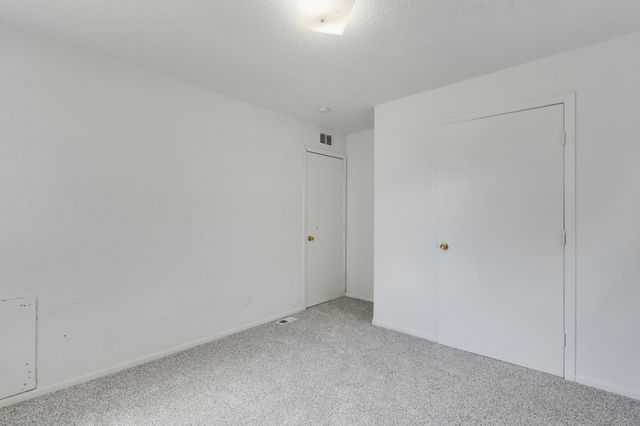 1928 N Spruce Ave, Wichita, KS 67214