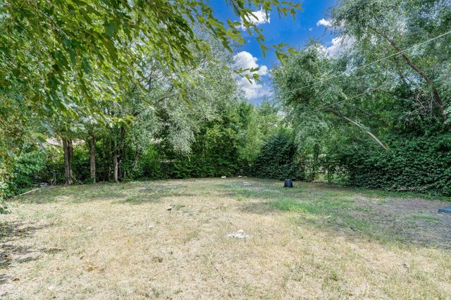 1928 N Spruce Ave, Wichita, KS 67214