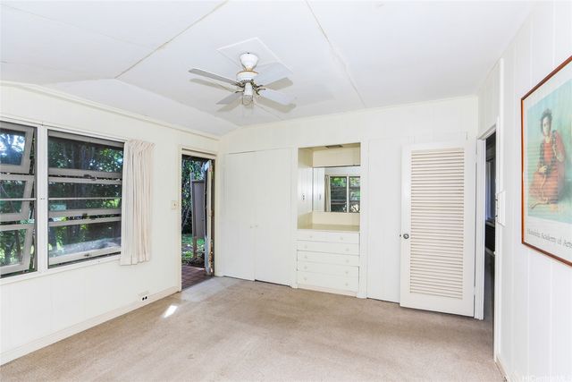5446 Kirkwood Place, Honolulu, HI 96821