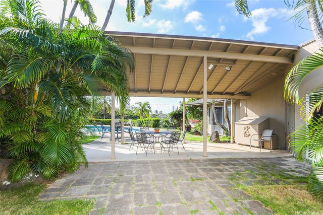 5446 Kirkwood Place, Honolulu, HI 96821