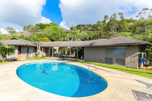 5446 Kirkwood Place, Honolulu, HI 96821